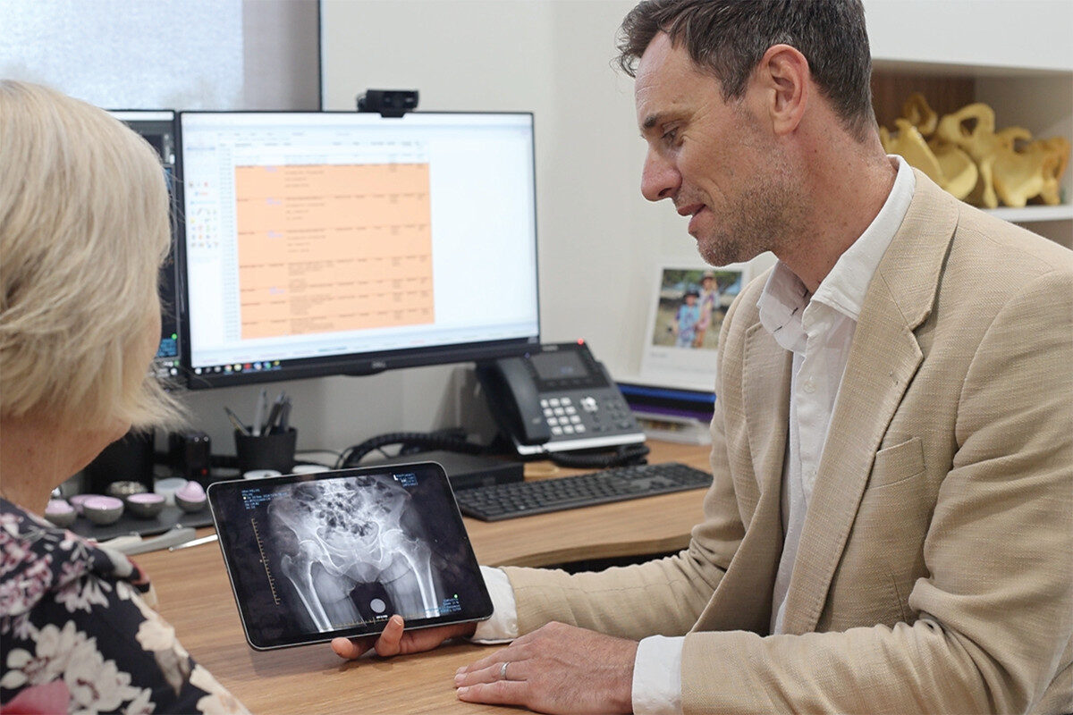 Hip replacement - Orthopaedic Surgery FAQs